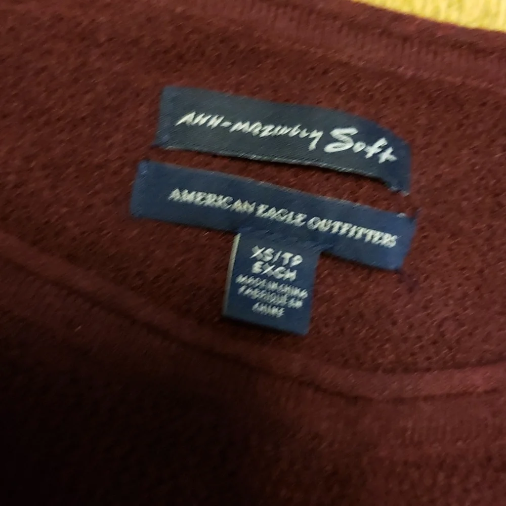 AEO maroon varsity stripe sweater XS